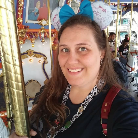 Meet your Posher, Kelly - Picture 5 of 8